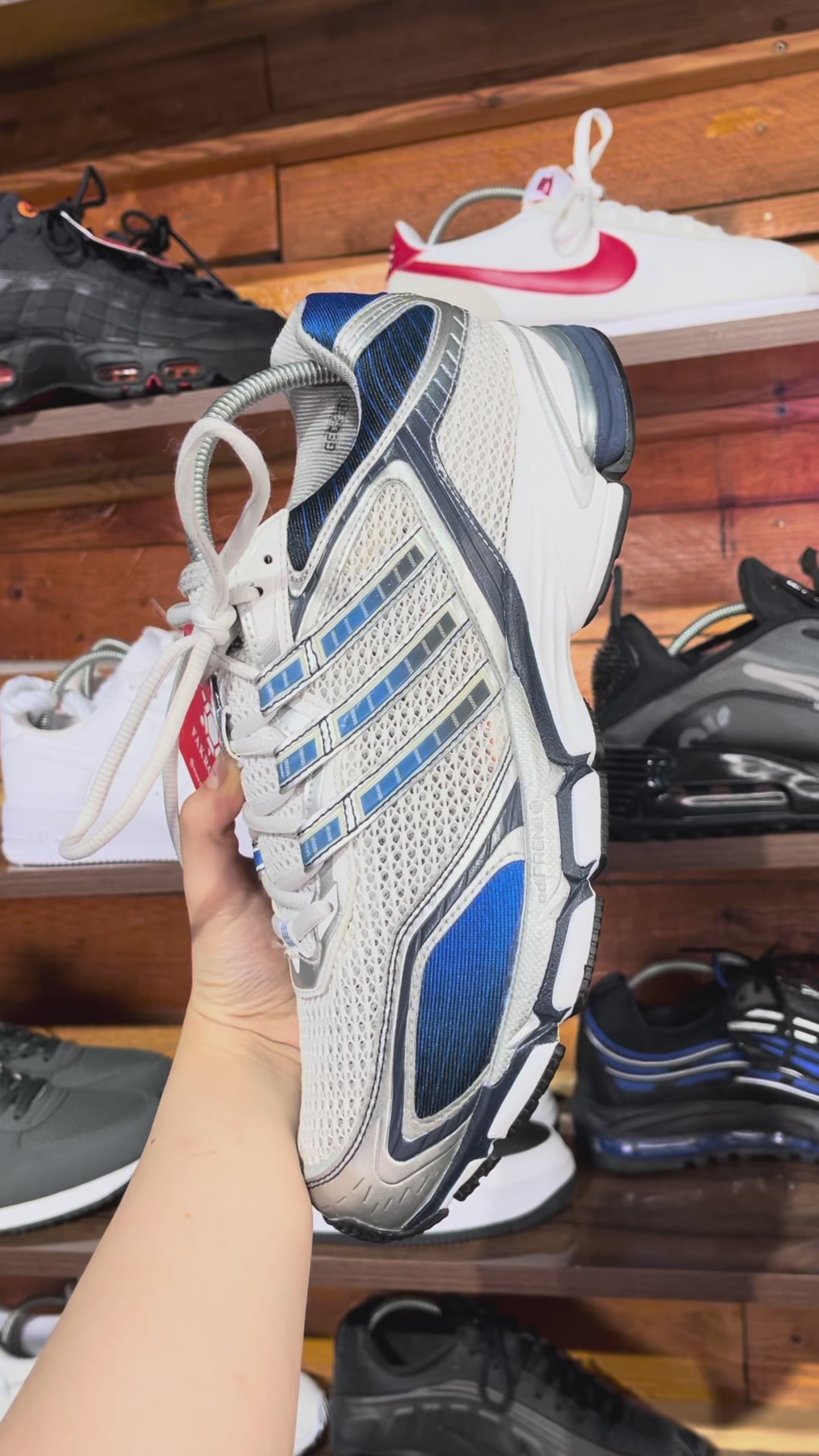 Adidas adistar control